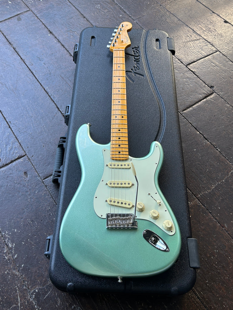 2022 Fender American Professional II Stratocaster Mystic Surf
