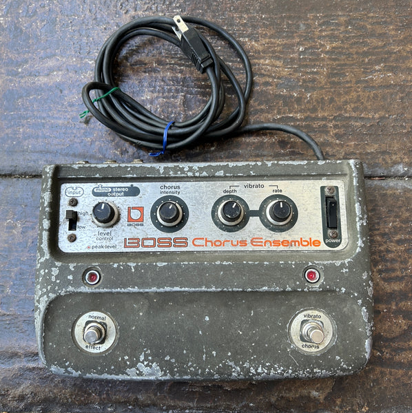 1976/77 Boss CE-1 Chorus Ensemble – Moze Guitars