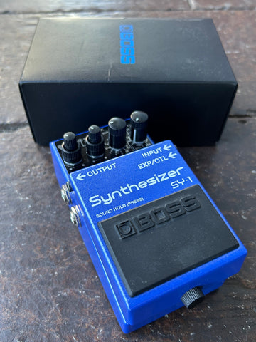 boss synth pedal Boss SY-1 Guitar Synthesizer Pedal – Moze Guitars