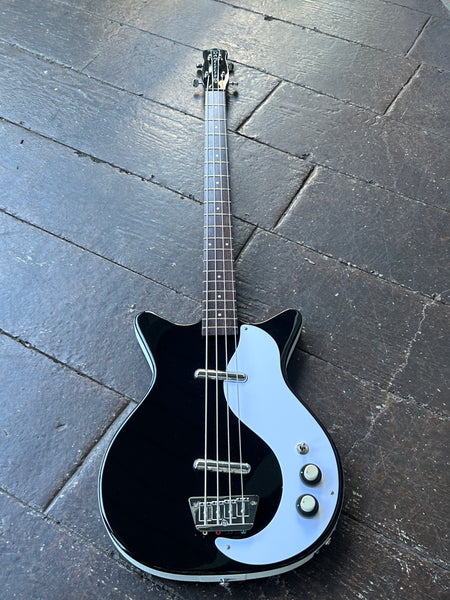 Danelectro Long Scale 59DC Bass ケース付属 Danelectro '59DC Long Scale Bass - Black – Moze Guitars
