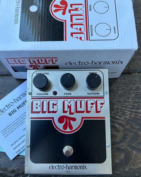 Electro-Harmonix Big Muff Pi Fuzz Pedal – Moze Guitars