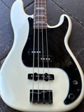 Fender Duff McKagan Deluxe Precision Bass