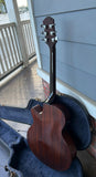Guild F4CE-NT with case