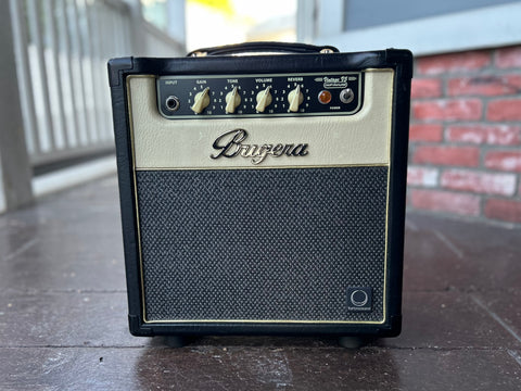Bugera V5-INFINIUM 5W 1x8 Guitar 5W Combo amplifier, black amplifier, grey and tan front, black control panel