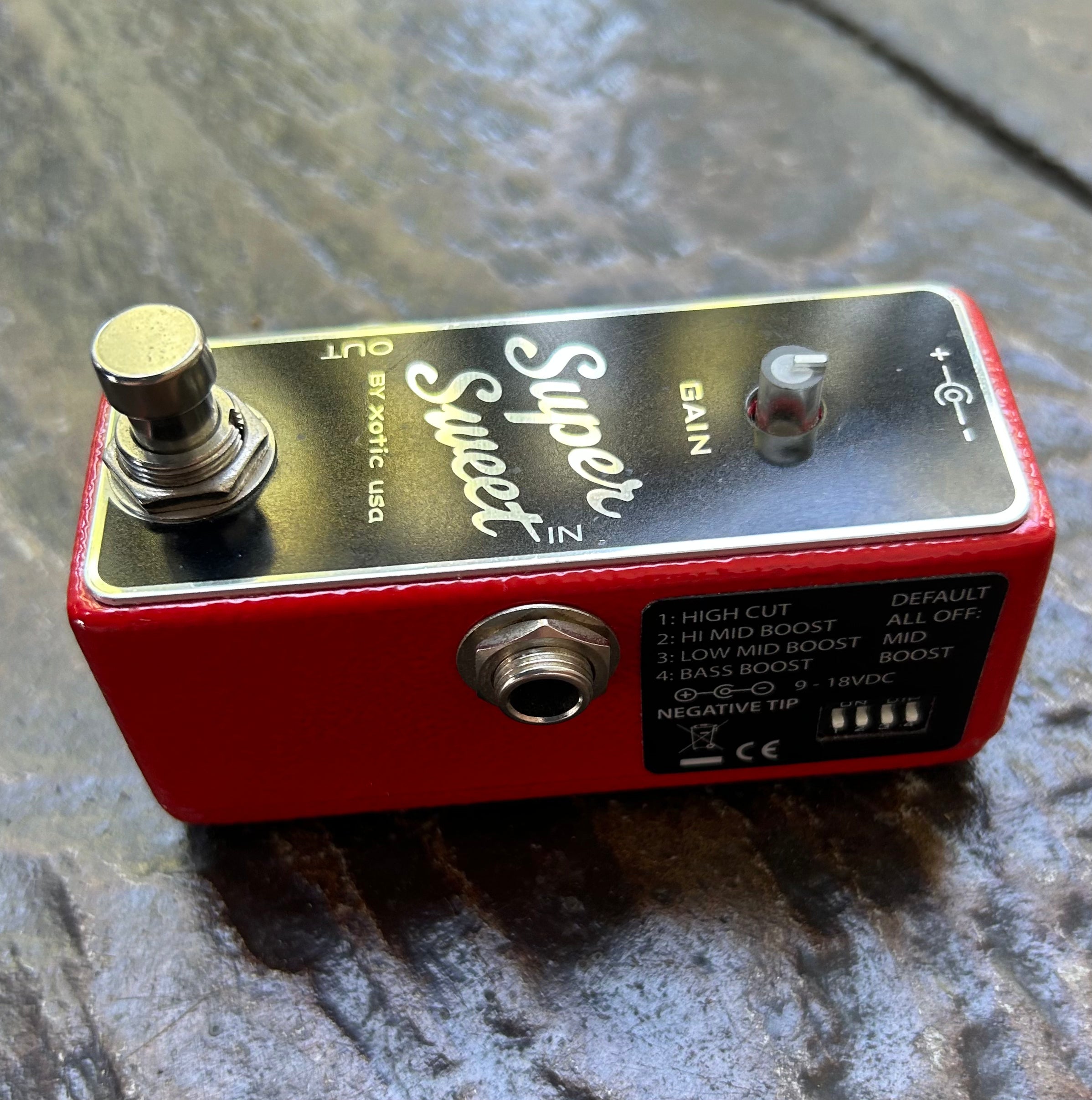 Xotic USA Super Sweet 美品 Xotic Super Sweet Boost - Red – Moze Guitars