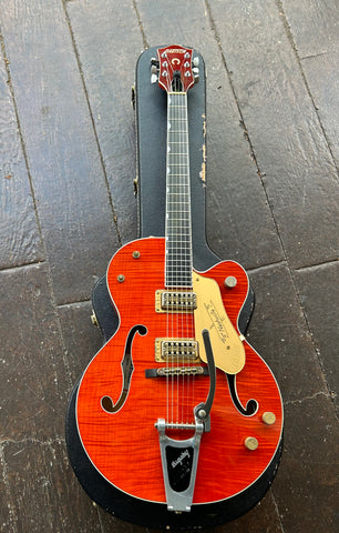 2002 Gretsch G6120TM Tiger Maple Orange, gold pick ups, ebony fretboard