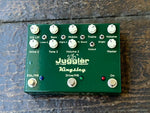 Kinglsey Juggler guitar pedal, green pedal with nine control knobs, three button foot switch