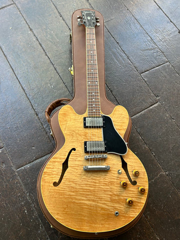 1997 Gibson Dot ES-335 natural top, nickel hardware an pick ups, rosewood fretboard ,black headstock