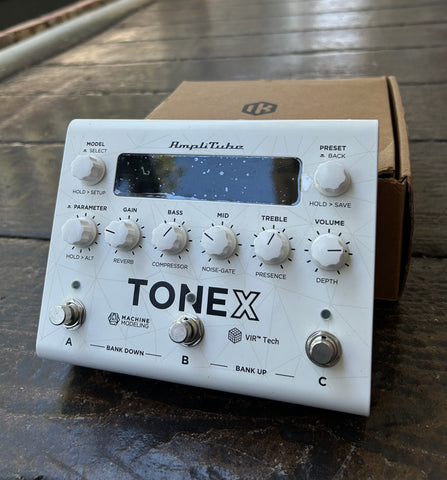 IK Multimedia AmpliTube TONEX Pedal Amp Modeler