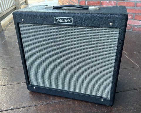 Fender Blues Junior full shot