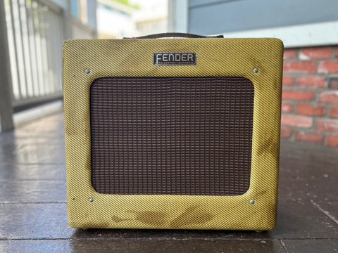 1950 Fender Deluxe Tube amplifier tweed with brown grill cloth
