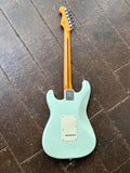 Squier 40th Anniversary Stratocaster Vintage Ed. Satin Sonic Blue