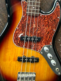 Squier Classic Vibe '60s Jazz Bass 3-Color Sunburst