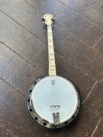 Deering Goodtime 19-fret Tenor Banjo with Resonator , maple fret board with maple headstock
