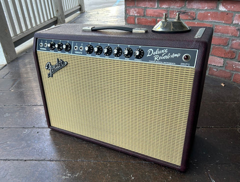 2016 Fender '65 Deluxe Reverb 1x12" 22-watt Tube Combo Amp - Wine Red with wheat color grill cloth, black control panel and nine control knobs