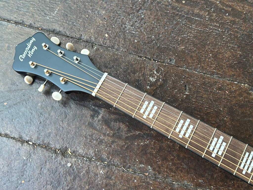 Recording King RPS-7 MBK Single 0 – Moze Guitars