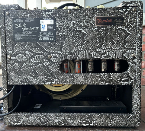 Fender Limited Edition Blues Junior IV Snakeskin – Moze Guitars