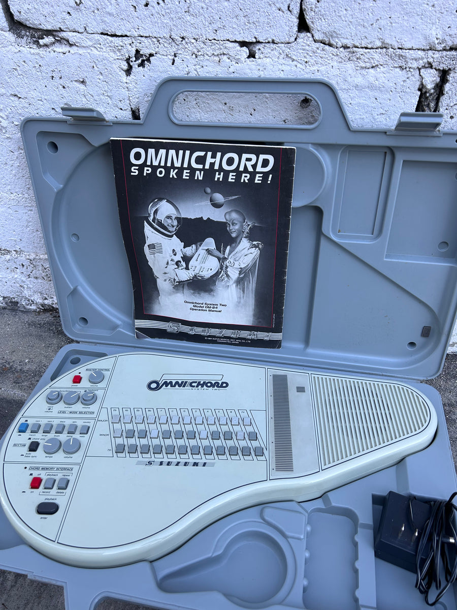 Suzuki Omnichord System Two OM84 1980s Moze Guitars