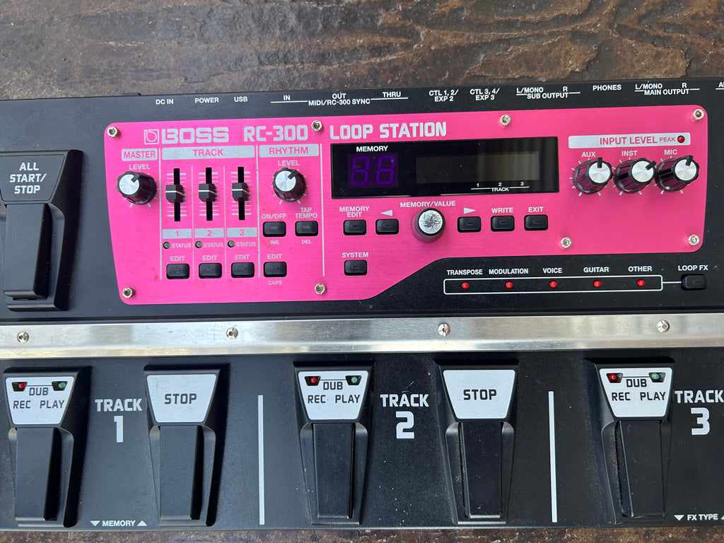 Boss RC-300 Loop Station – Moze Guitars
