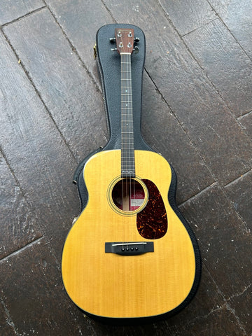 2012 Martin Nick Reynolds 0-18T; #31 acoustic tenor guitar, spruce top, rosewood bridge and fretboard, rosewood headstock
