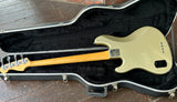 1997 Fender Jazz Bass Fretless Deluxe - Shoreline Gold