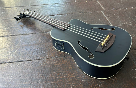Offered in a sleek matte black finish, the Journeyman is the grandest U•BASS® of them all, made of Mahogany with white binding, F-Holes, and a cutaway