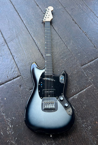 Custom Mustang Partscaster silverburst, with chrome hardware, ebony fretboard and maple headstock