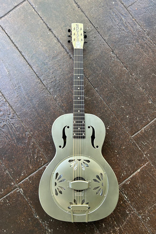 Gretsch G9201 Honey Dipper Round-Neck Acoustic Resonator Guitar. brush metal