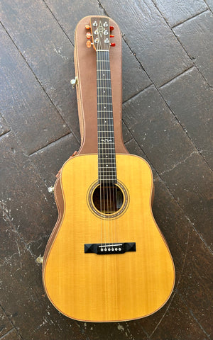 Alvarez Model 5042 spruce top, ebony bridge and fretboard, brown headstock