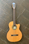 Kremona F65CW-TLF,Solid cedar top
Laminate rosewood back and sides classical guitar 