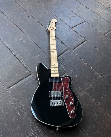 Reverend Double Agent electric guitar black finish with tremolo and two pick-ups, maple fretboard and headstock