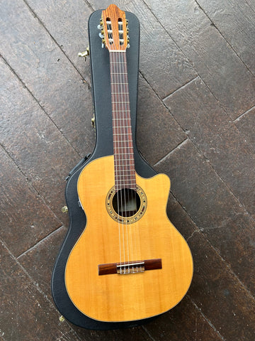 Top view Fiesta Kremomna classical spruce top with cutaway, rosewood bridge, roswood fretboard with wood rosewood headstock