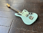 Squier Classic Vibe '70s Jaguar