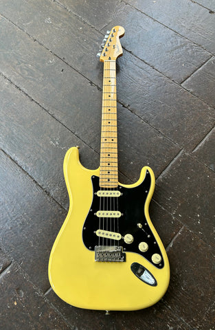 2018 Fender Stratocaster MIM (partscaster) vintage white, with maple neck and headstock