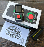 Mooer Radar Speaker Cab Simulator mini guitar effects pedal, black with red control pedal