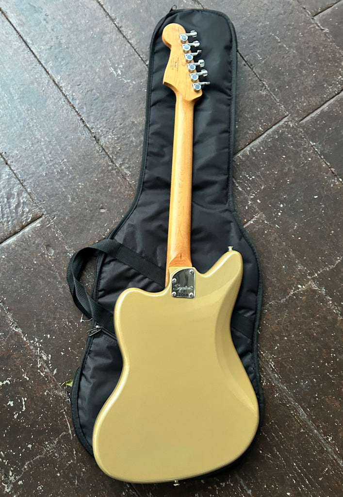 Squier Contemporary Jaguar HH ST Shoreline Gold – Moze Guitars