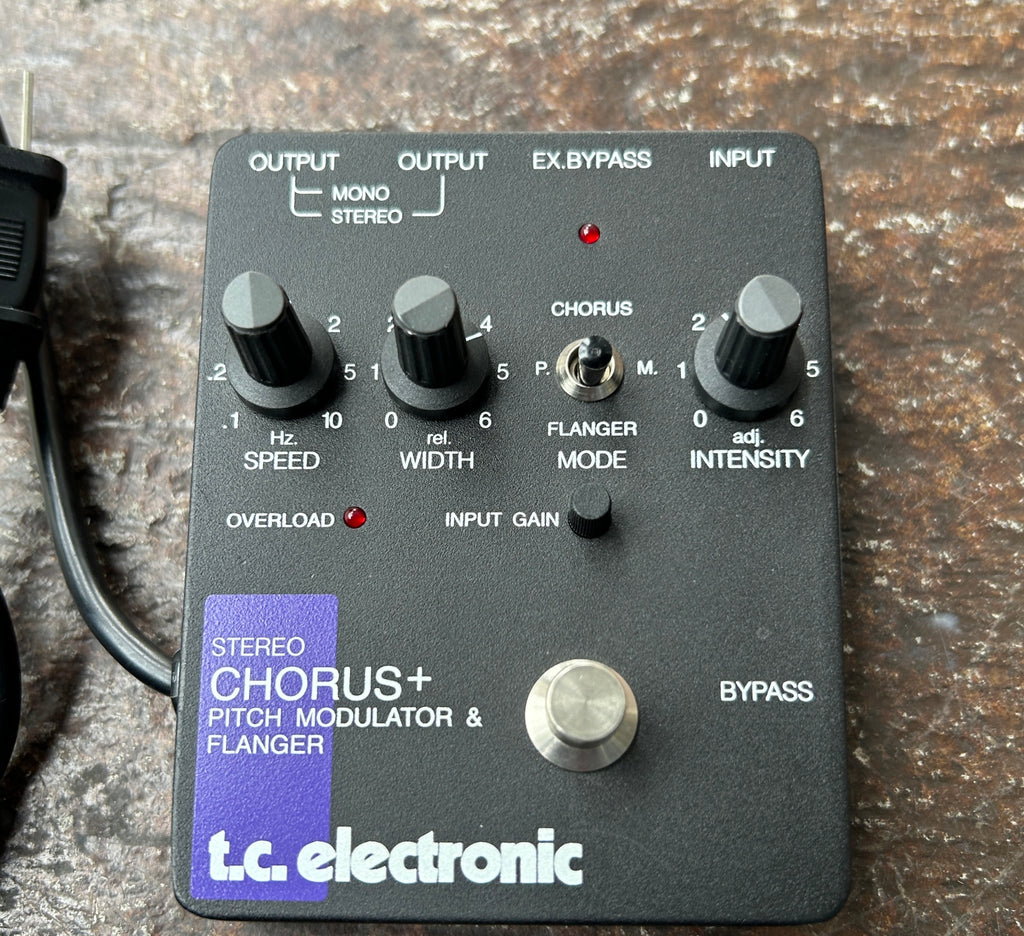 T.C. Electronic Chorus Pitch Modulator & Flanger – Moze Guitars