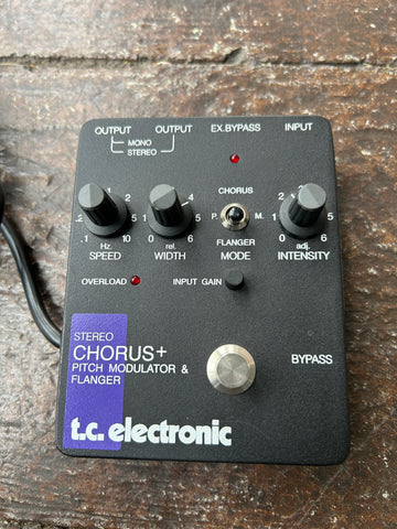 T.C. Electronic Chorus Pitch Modulator & Flanger – Moze Guitars
