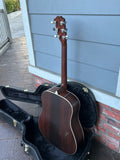 Taylor 210e with hardshell case