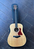 Taylor 210e with hardshell case