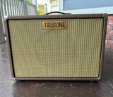True Tone Cabinet 1x12 Patriot Swamp Thang Speaker tan tolex, gold grill cloth with gold tone script