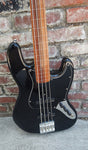 2022 Fender Fretless Jazz Bass MIM