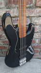 2022 Fender Fretless Jazz Bass MIM