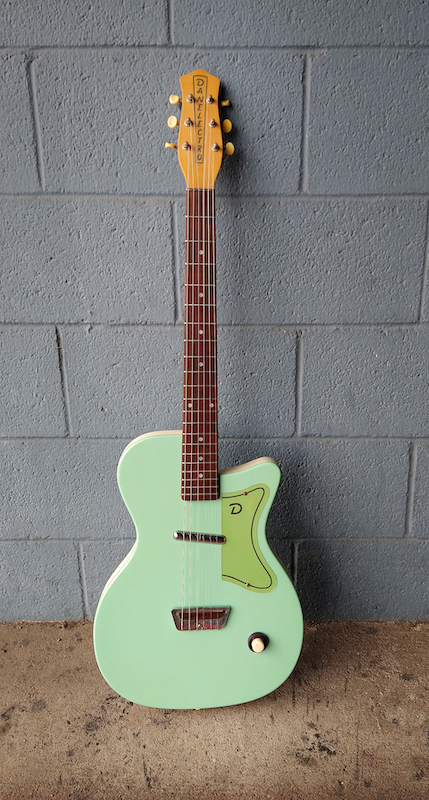 ギター Danelectro U1 Danelectro U1 Reissue – Moze Guitars