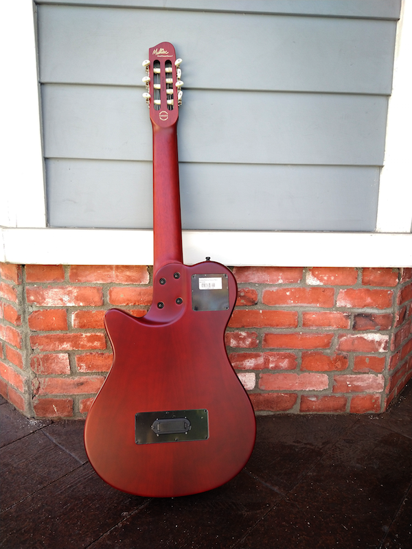 Godin multiac nylon encore 7 hotsell