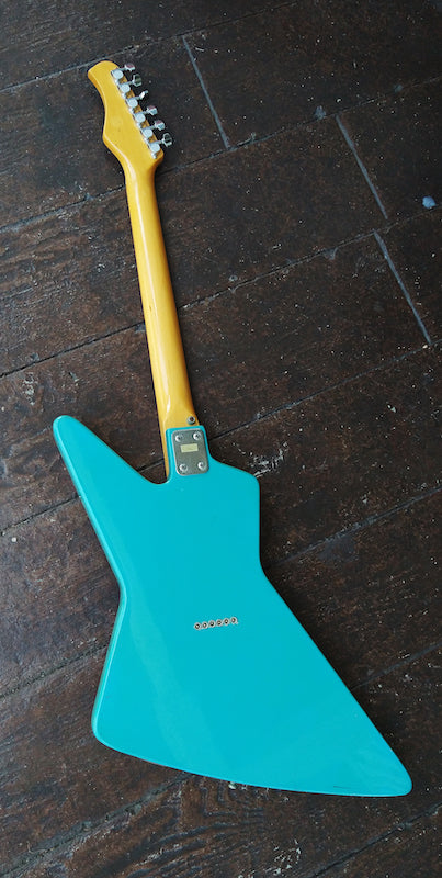 Hondo Deluxe Series 780 Moze Guitars