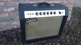 Gibson GA-15RVT Explorer