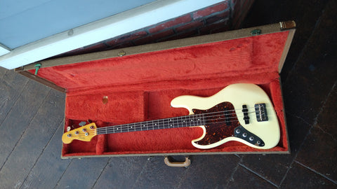 1986 Fender Jazz Bass (Left handed ) Japan – Moze Guitars
