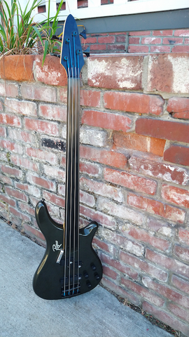 Rogue Fretless Bass